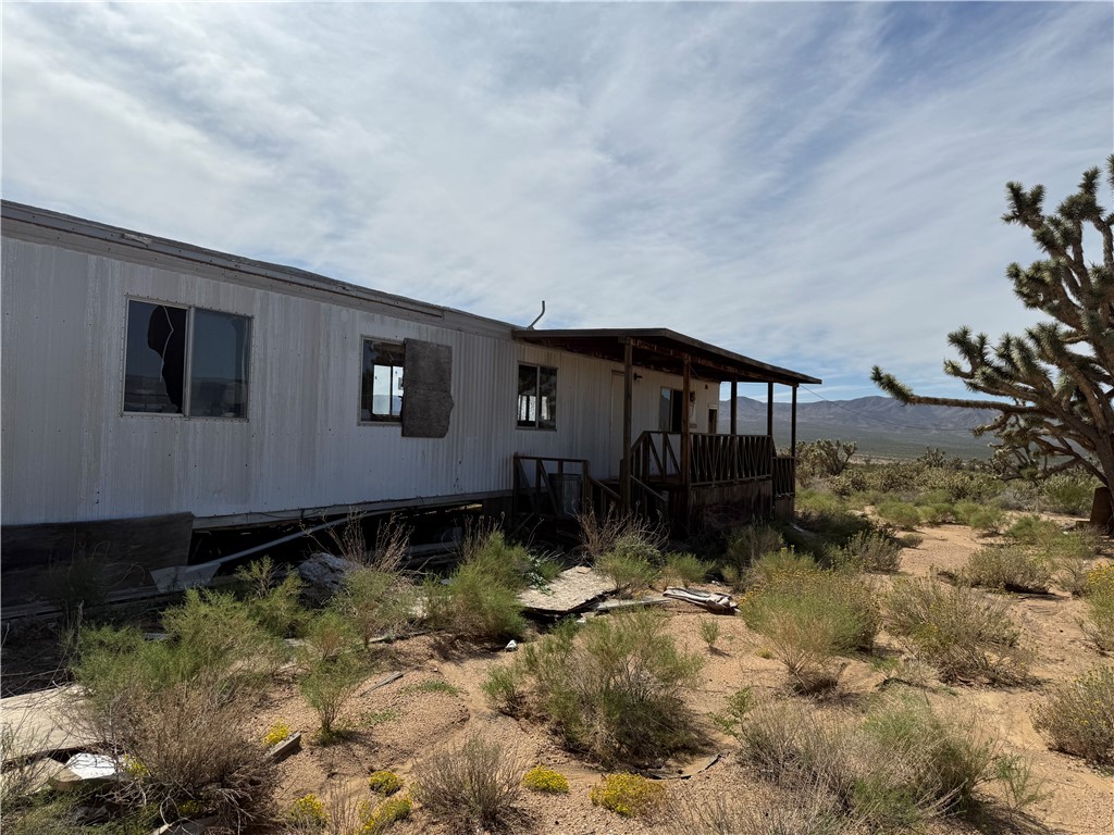2834 West Rincon Road Meadview, AZ 86444 - Photo 7 of 8 Side of Structure