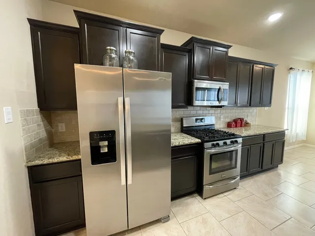 $2,250 | 1826 Bravos Manor Lane, Fresno, TX 77545