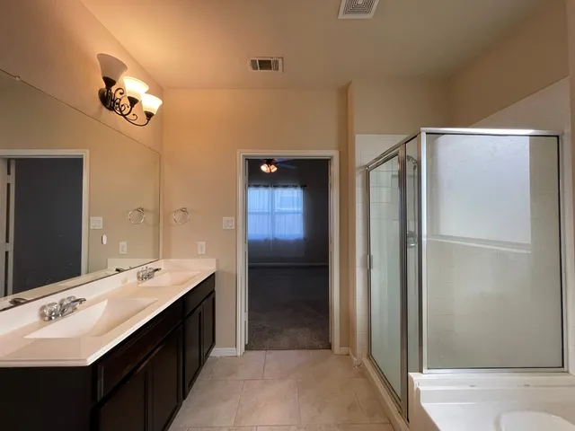 $2,250 | 1826 Bravos Manor Lane, Fresno, TX 77545