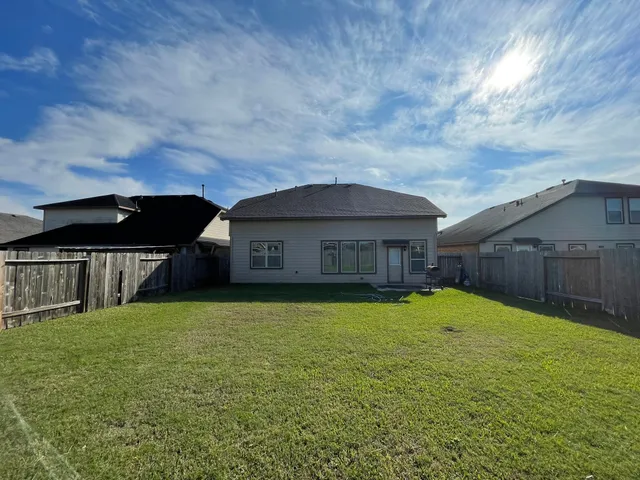 $2,250 | 1826 Bravos Manor Lane, Fresno, TX 77545