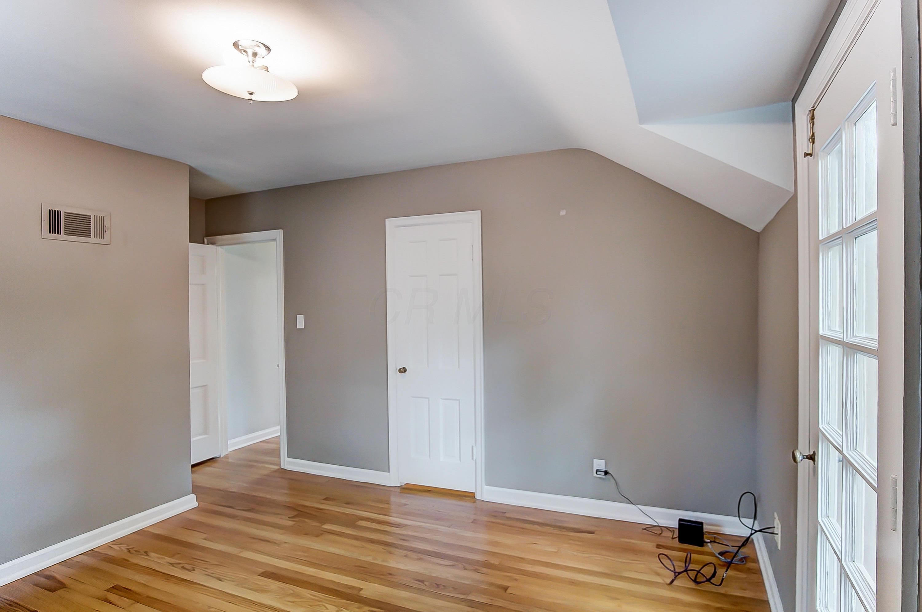 2600 Coventry Road Columbus, OH 43221 - Photo 27 of 42