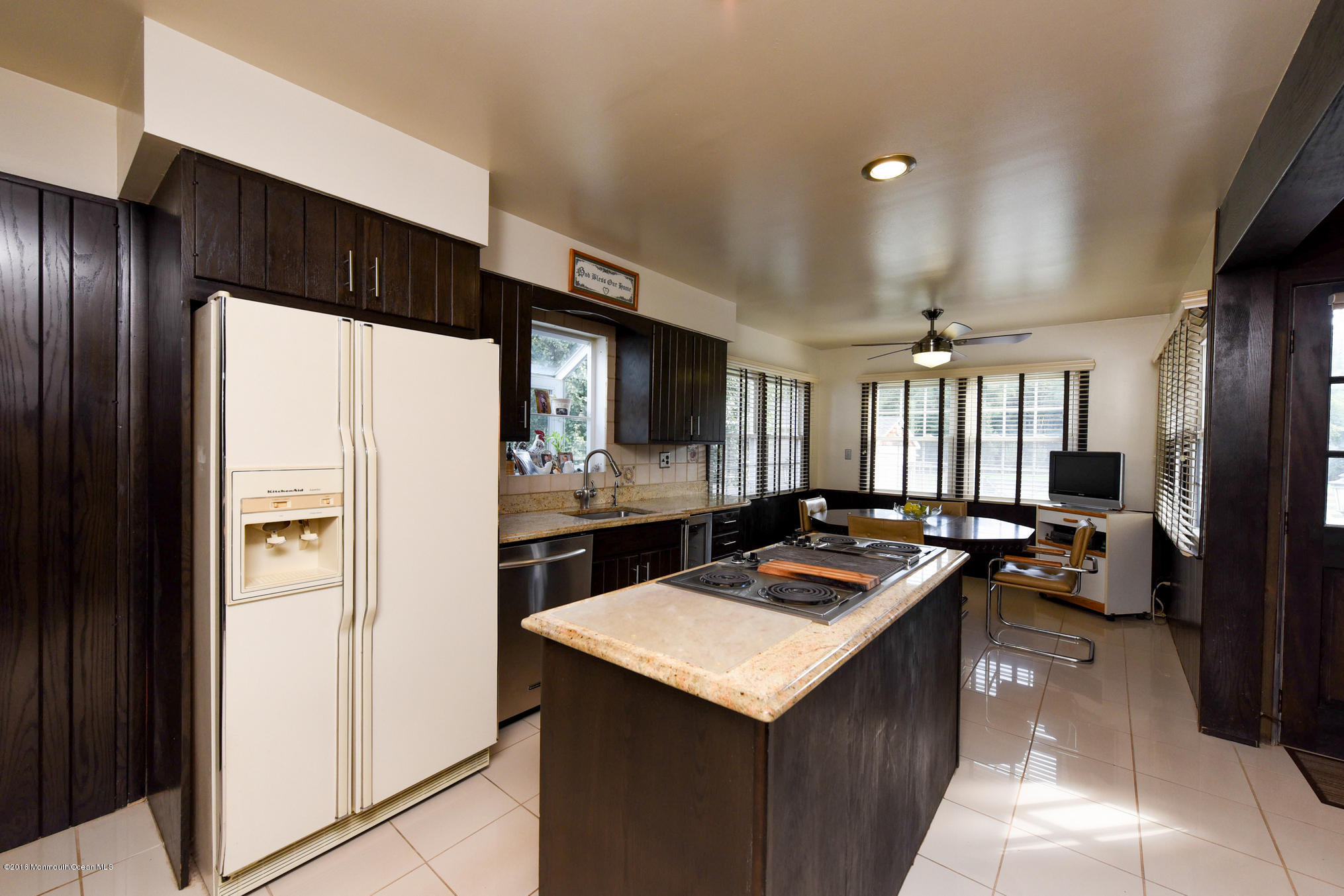 20 Laird Road Colts Neck, NJ 07722 - Photo 11 of 43 SPP_2696