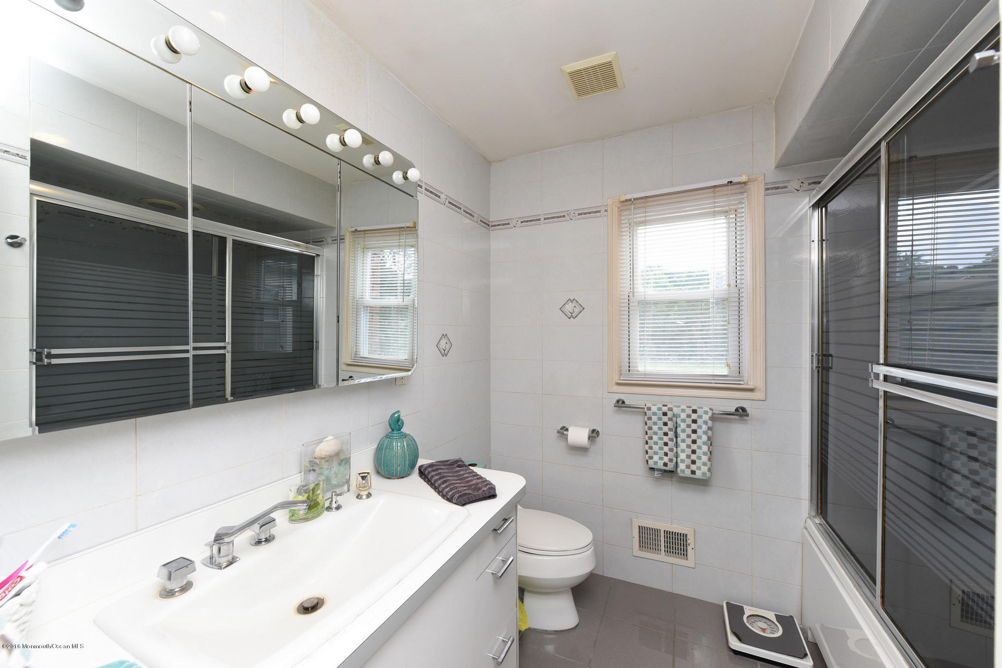 20 Laird Road Colts Neck, NJ 07722 - Photo 23 of 43 SPP_2729