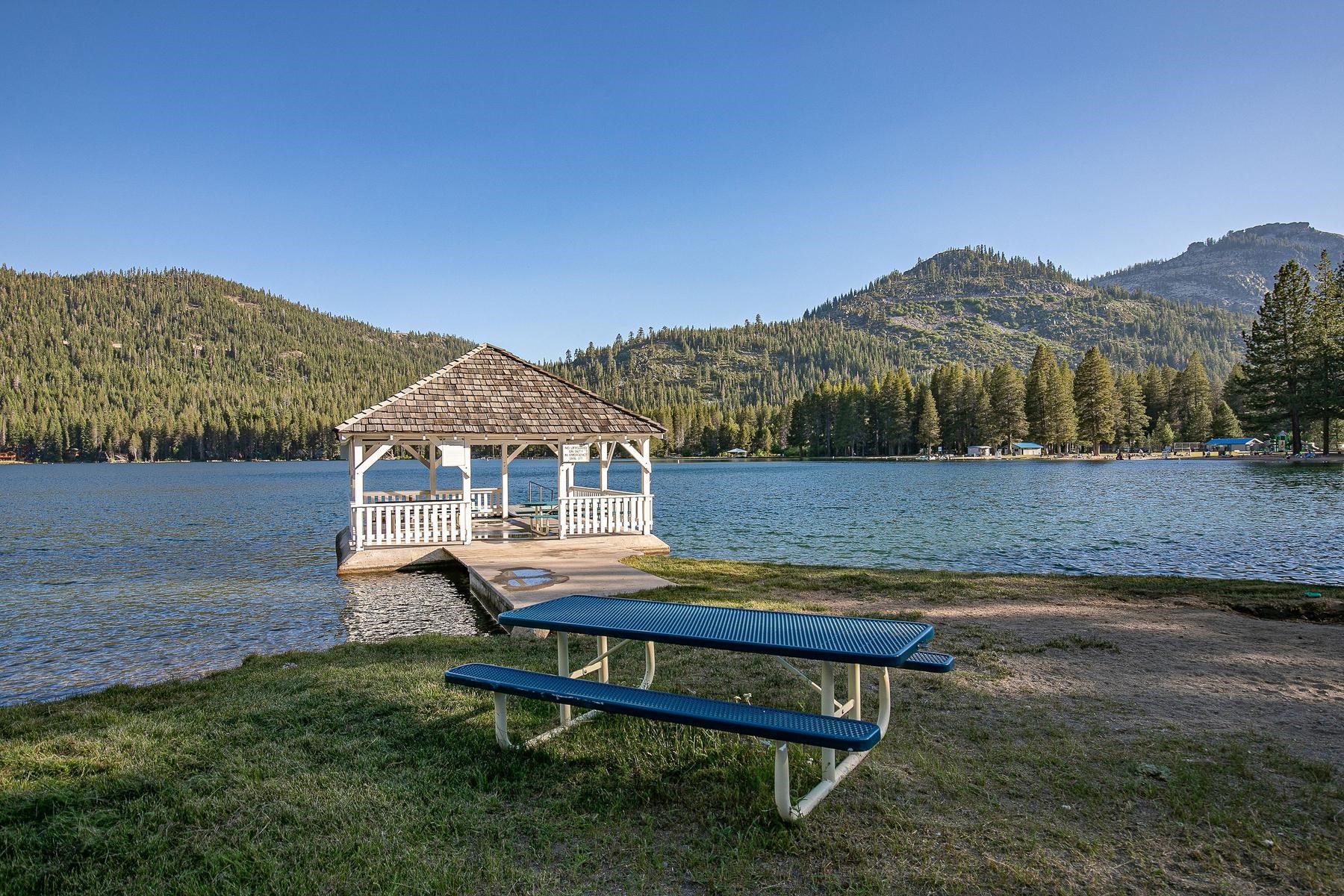 15486 Donner Pass Road, Unit 17 Truckee, CA 96161 - Photo 10 of 28