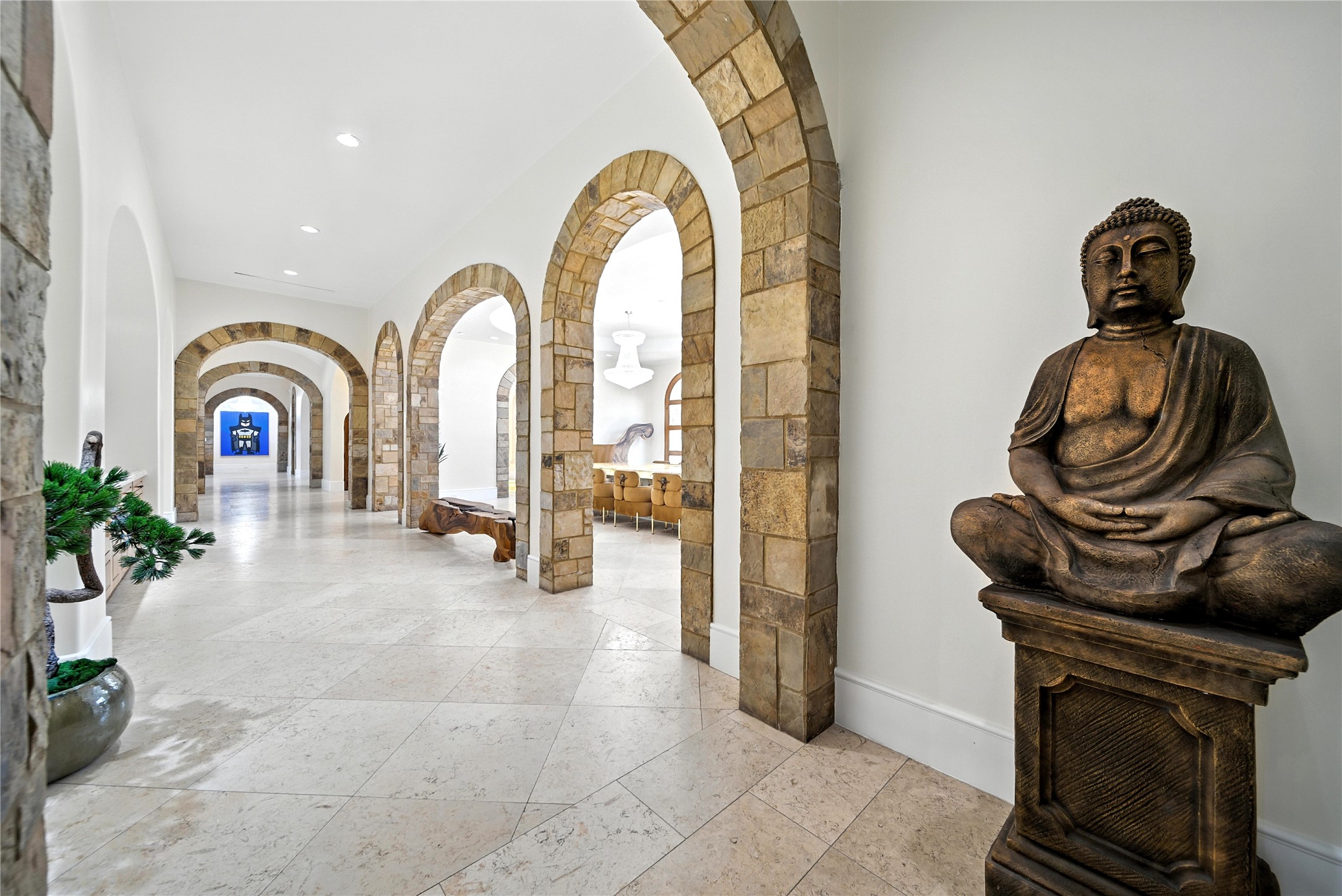 701 West Friar Tuck Lane Houston, TX 77024 - Photo 19 of 43 a view of a livingroom with furniture