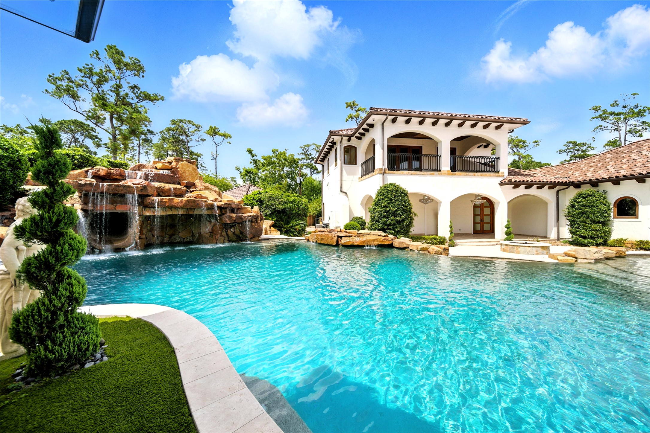 701 West Friar Tuck Lane Houston, TX 77024 - Photo 36 of 43 a view of a house with a yard