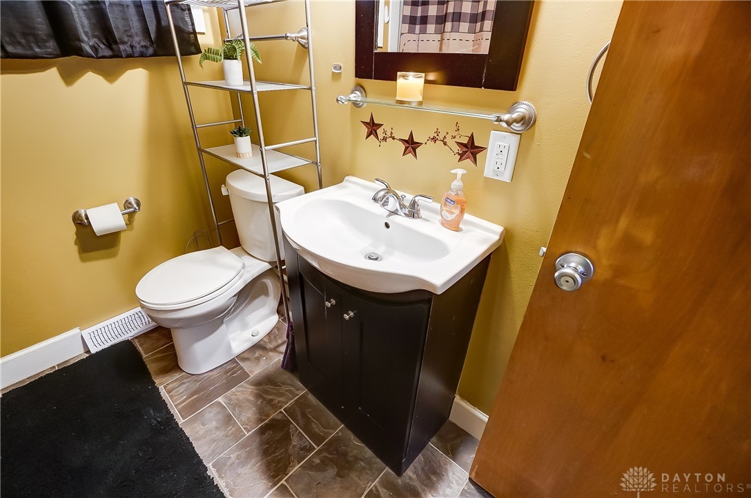 5015 West Ridgewood Road Springfield, OH 45503 - Photo 24 of 44