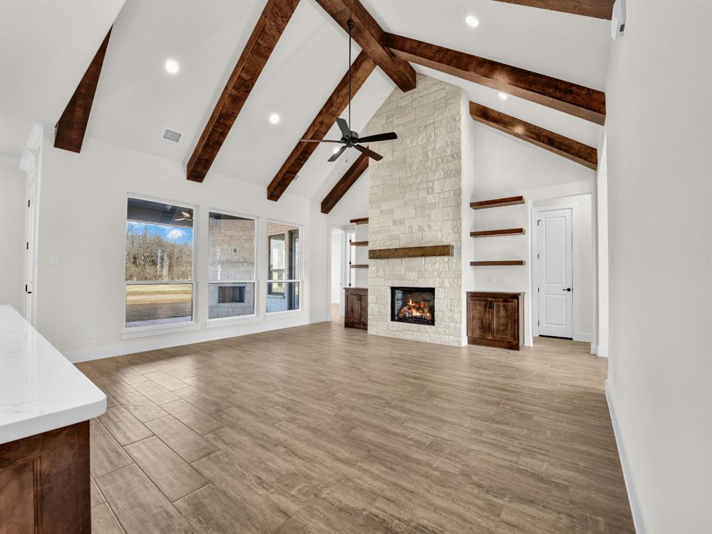 212 Desperado Way Weatherford, TX 76088 - Photo 14 of 36