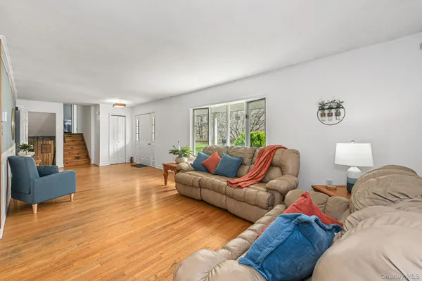 $699,000 | 77 Hill Street, Mahopac, NY 10541