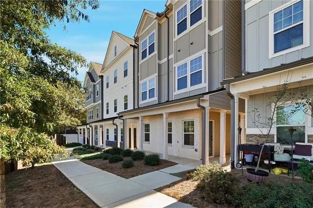 $325,000 | 2108 Irvin Court, Kennesaw, GA 30144