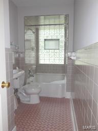 85 Highgate Road St. Louis, MO 63132 - Photo 17 of 33