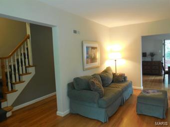85 Highgate Road St. Louis, MO 63132 - Photo 19 of 33