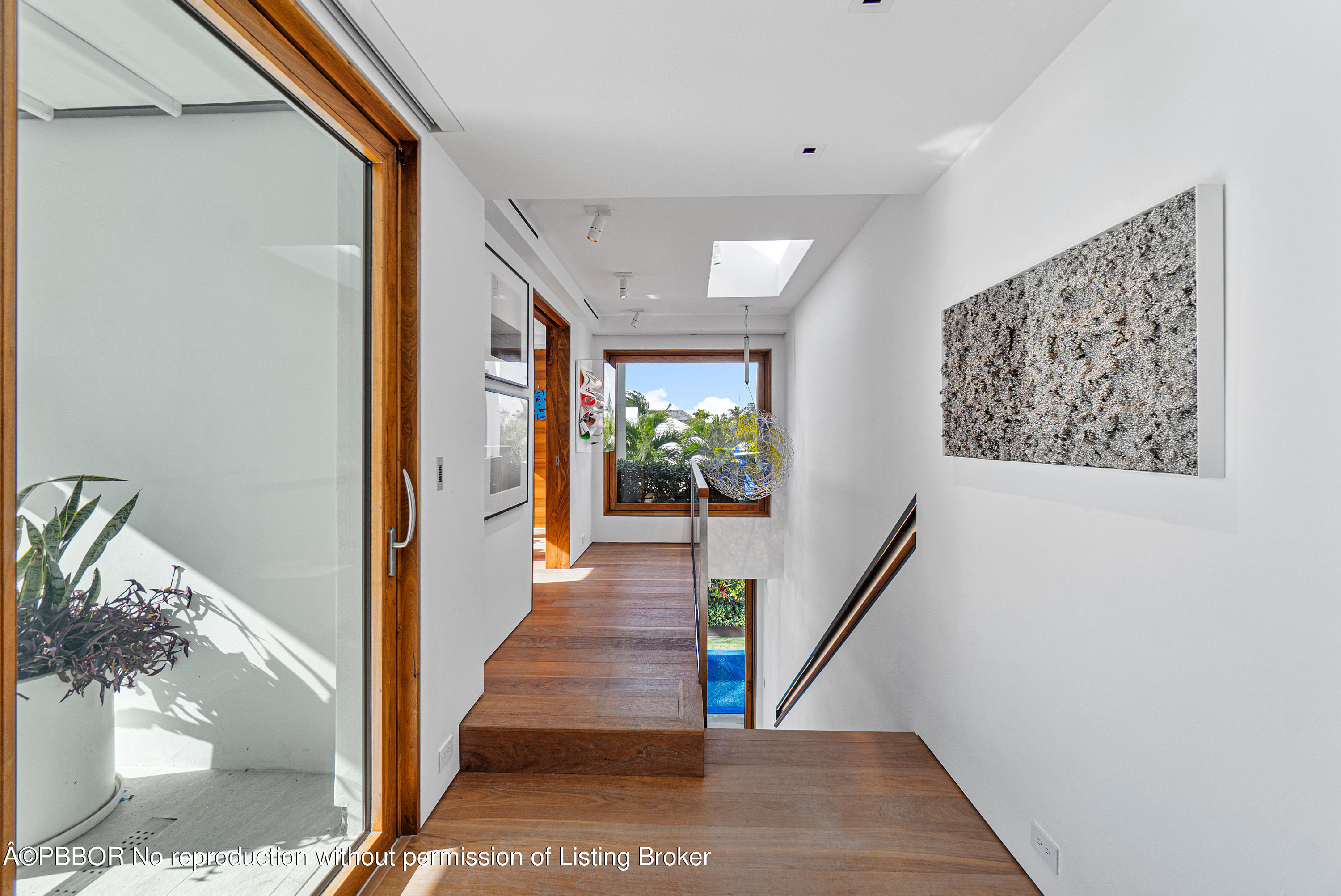 2288 Ibis Isle Road West Palm Beach, FL 33480 - Photo 40 of 57 upstair hall