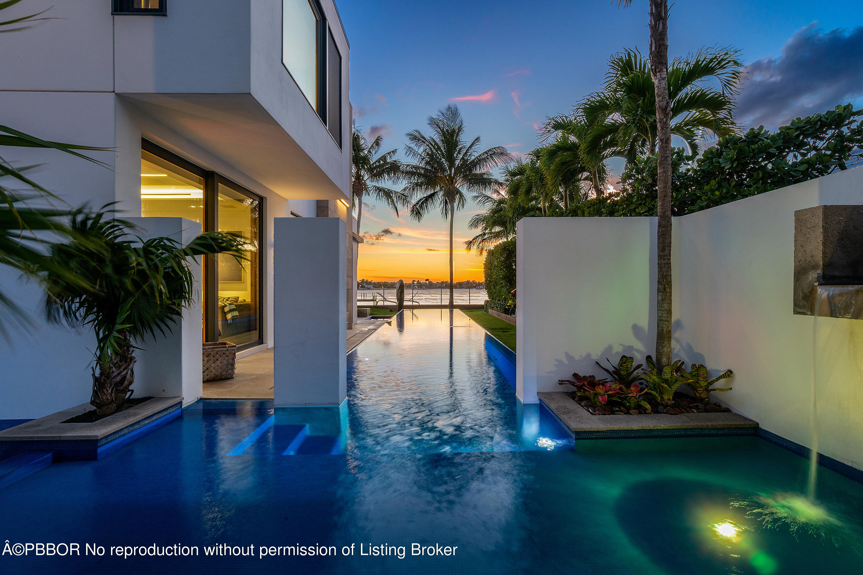 2288 Ibis Isle Road West Palm Beach, FL 33480 - Photo 8 of 57 side view