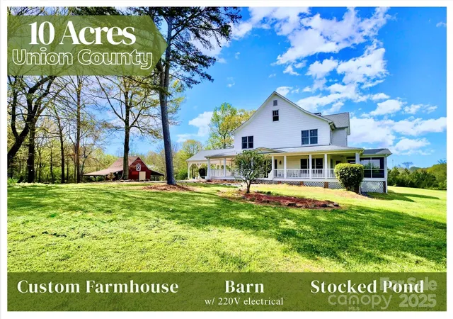 a view of an house with backyard space and a car park