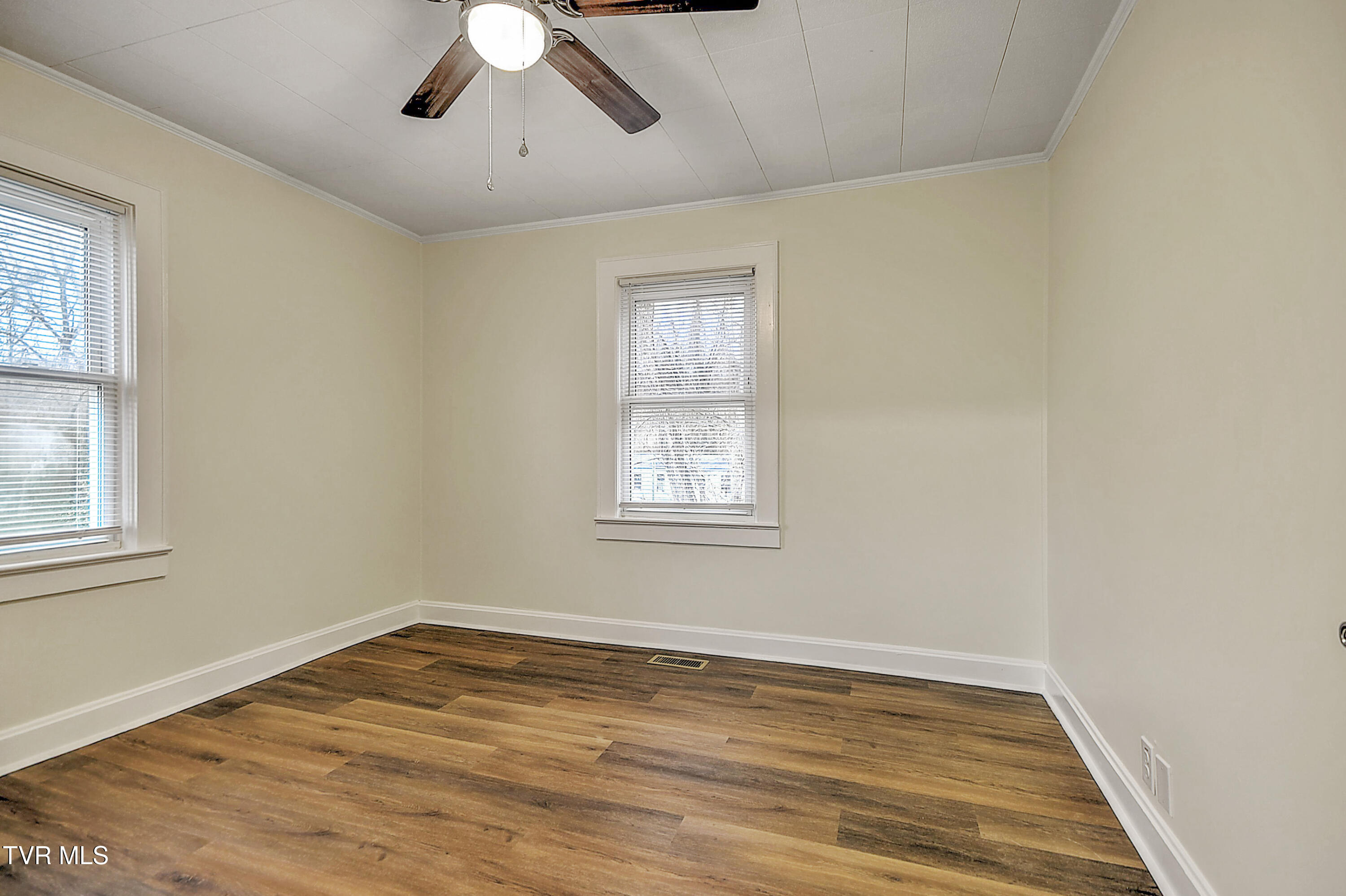1463 Southside Road Elizabethton, TN 37643 - Photo 23 of 39 1463 Southside CP-24