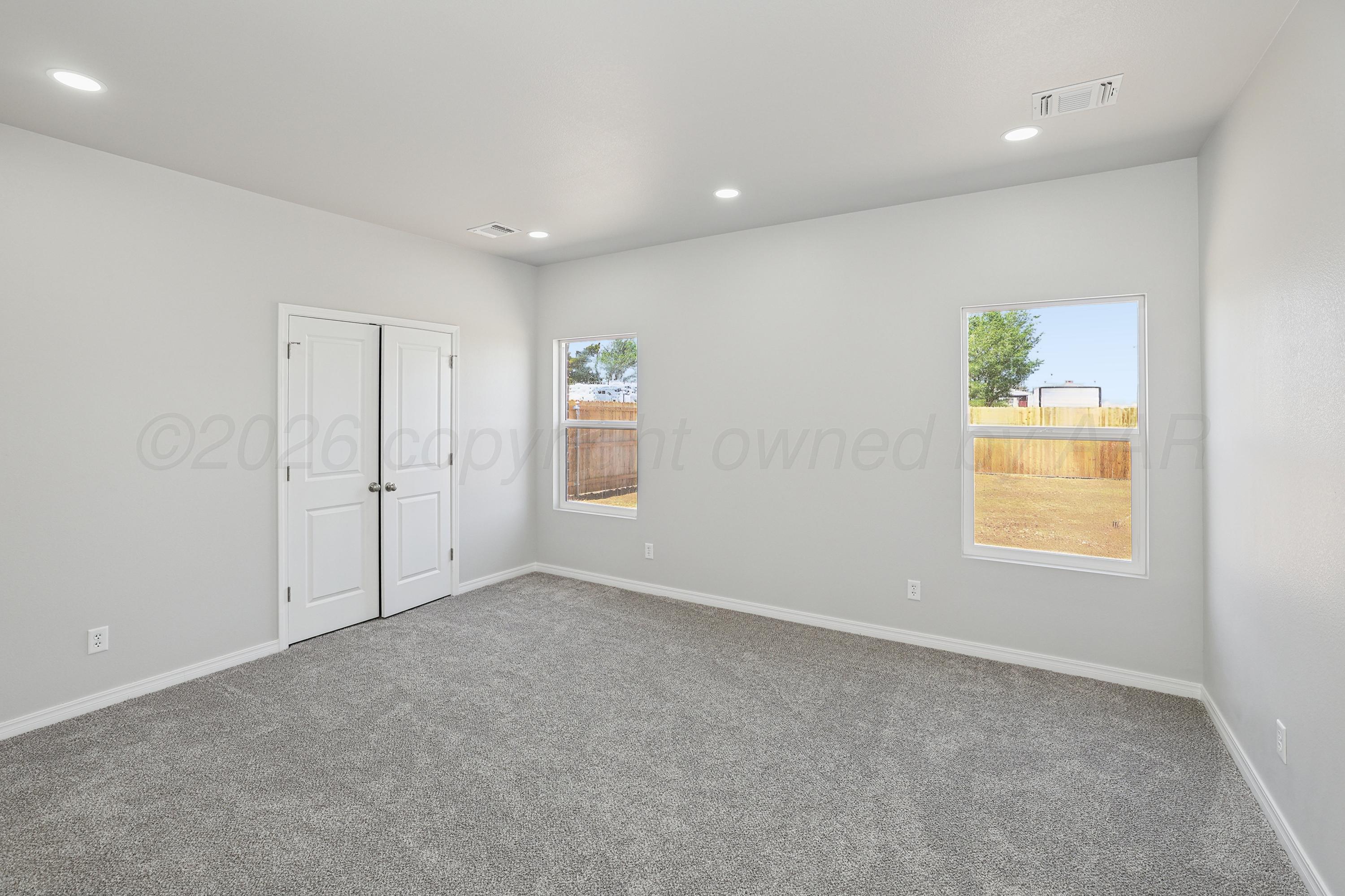 900 West Maple White Deer, TX 79097 - Photo 9 of 25 8-Primary Bedroom