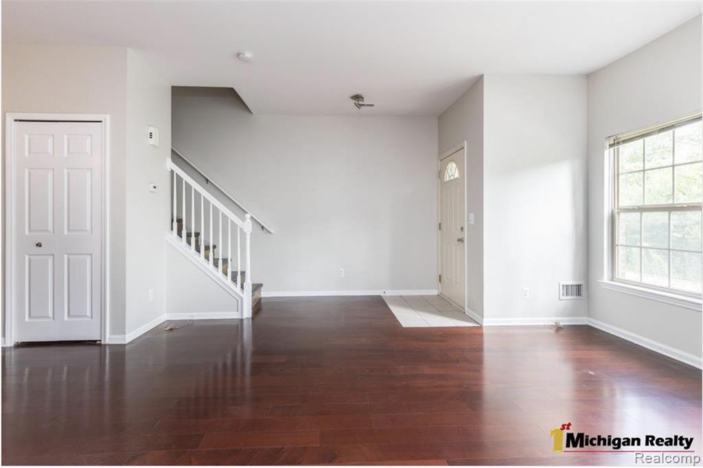 11764 Farmington Road, Unit 43 Livonia, MI 48150 - Photo 8 of 20