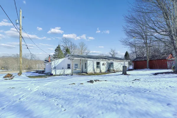 $169,900 | 4812 Spring Creek Road, Three Oaks, MI 49128