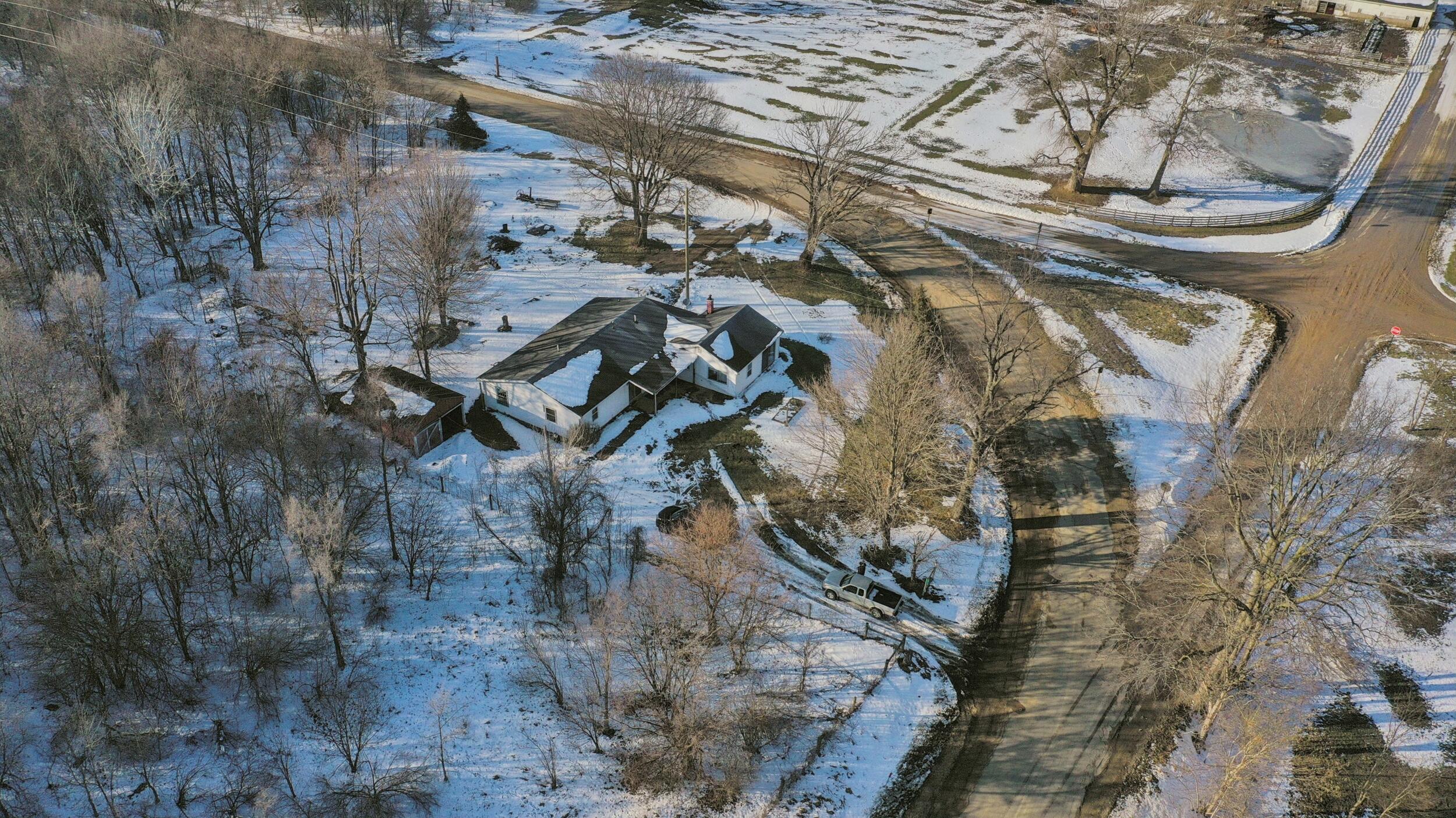 4812 Spring Creek Road Three Oaks, MI 49128 - Photo 4 of 31 27_dji_0892