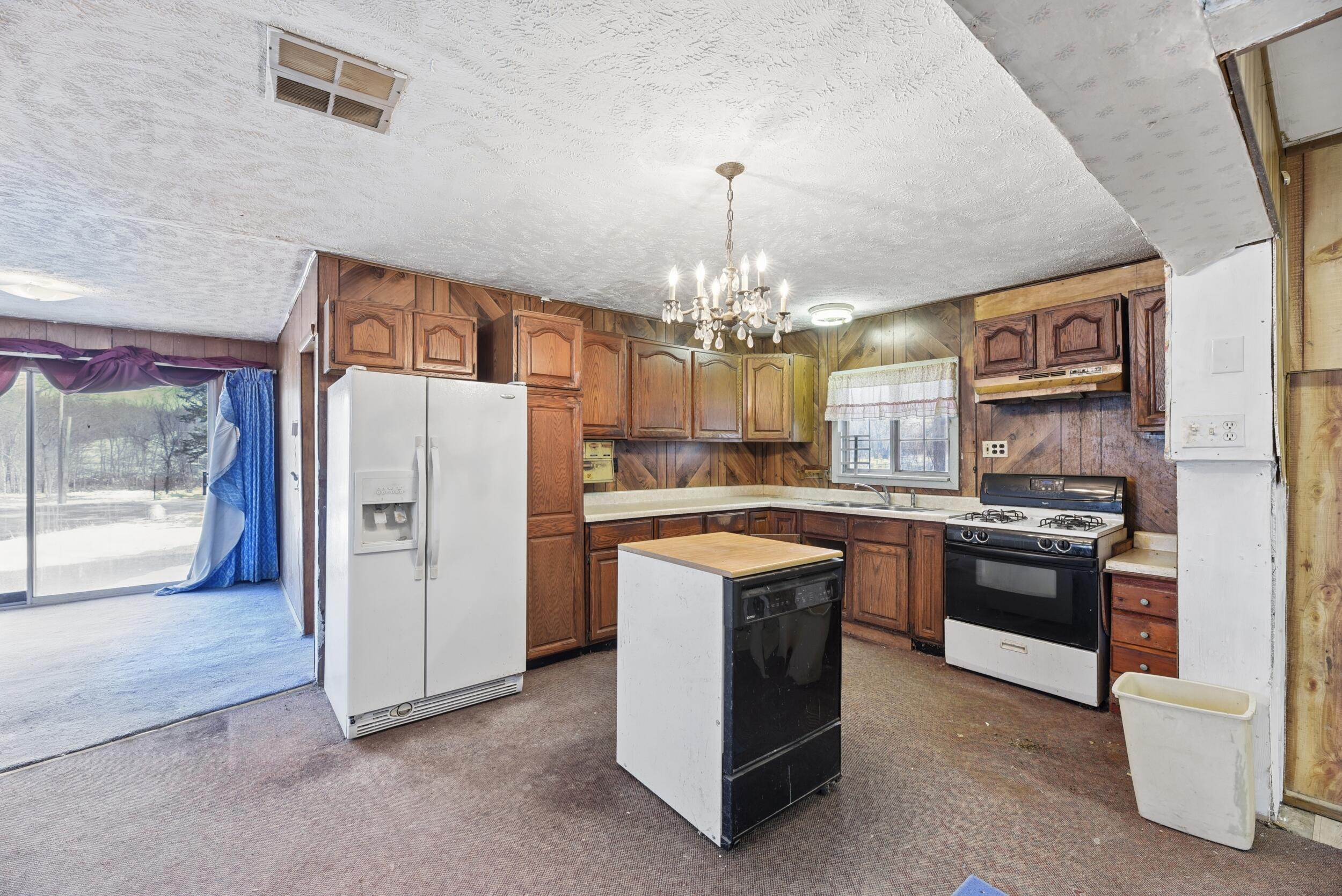 4812 Spring Creek Road Three Oaks, MI 49128 - Photo 5 of 31 8__grb9379