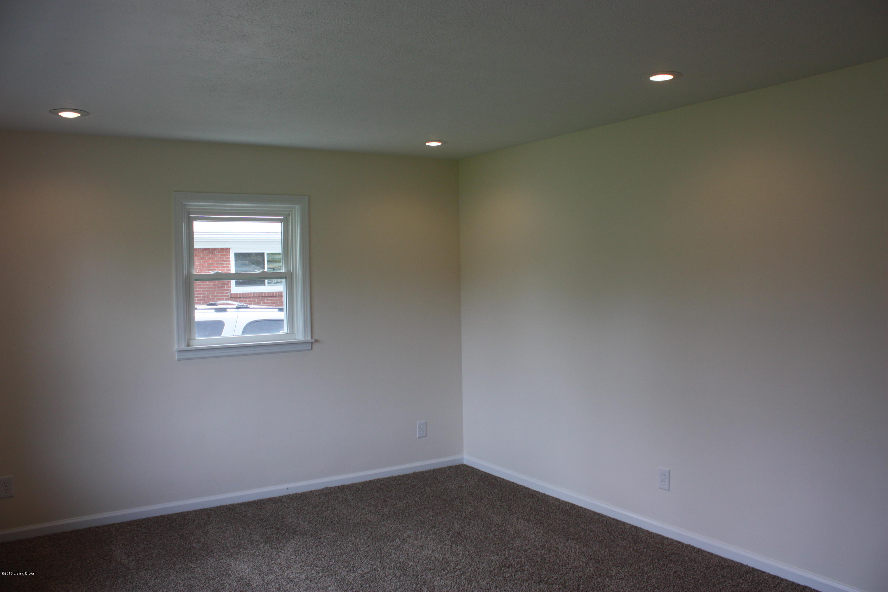 11519 Deering Road Louisville, KY 40272 - Photo 28 of 30 pic29