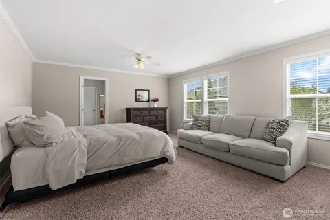$975,000 | 23412 Southeast 260th Court, Maple Valley, WA 98038