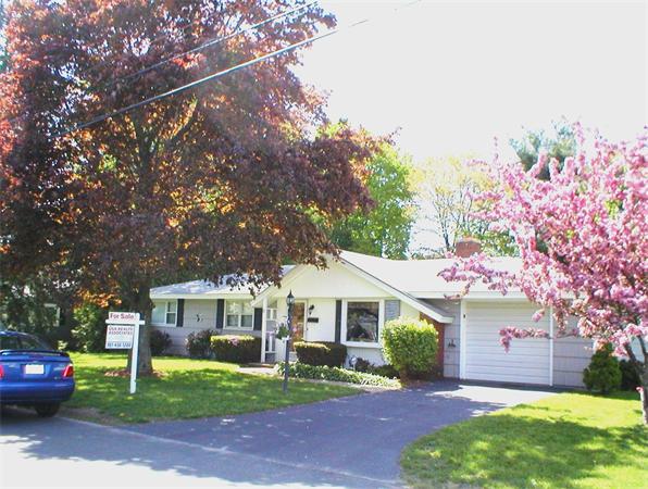 15 Wagner Road Stoneham, MA 02180 - Photo 5 of 19