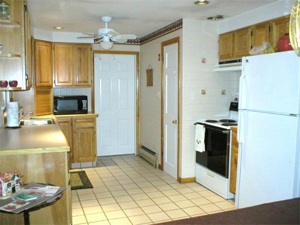 15 Wagner Road Stoneham, MA 02180 - Photo 7 of 19