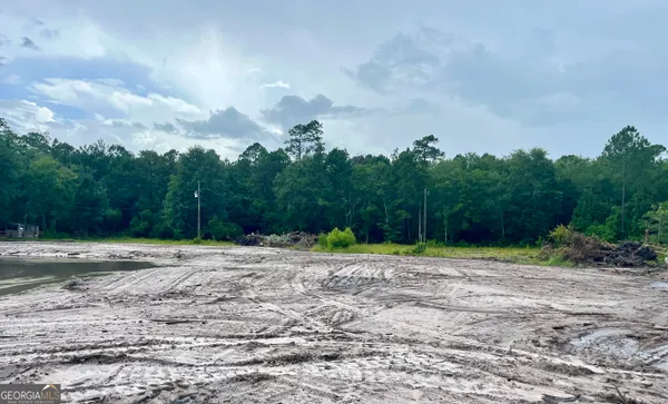 $64,900 | 647 Gibson Circle, Hortense, GA 31543