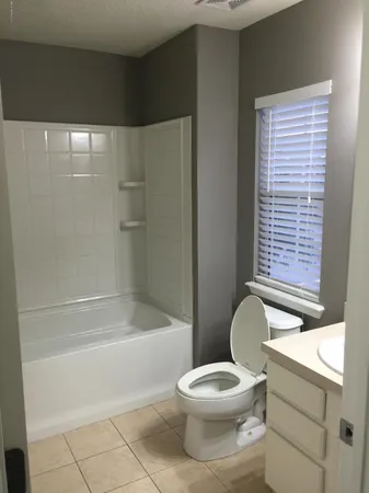 $1,900 | 4235 Highwood Drive, Jacksonville, FL 32216