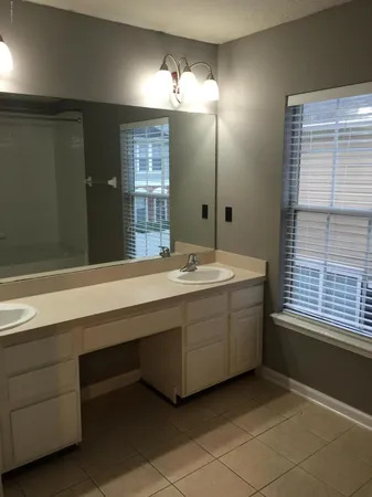 $1,900 | 4235 Highwood Drive, Jacksonville, FL 32216