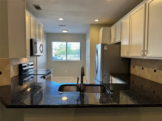 $1,900 | 2026 Signal Ridge Place, Rockwall, TX 75032