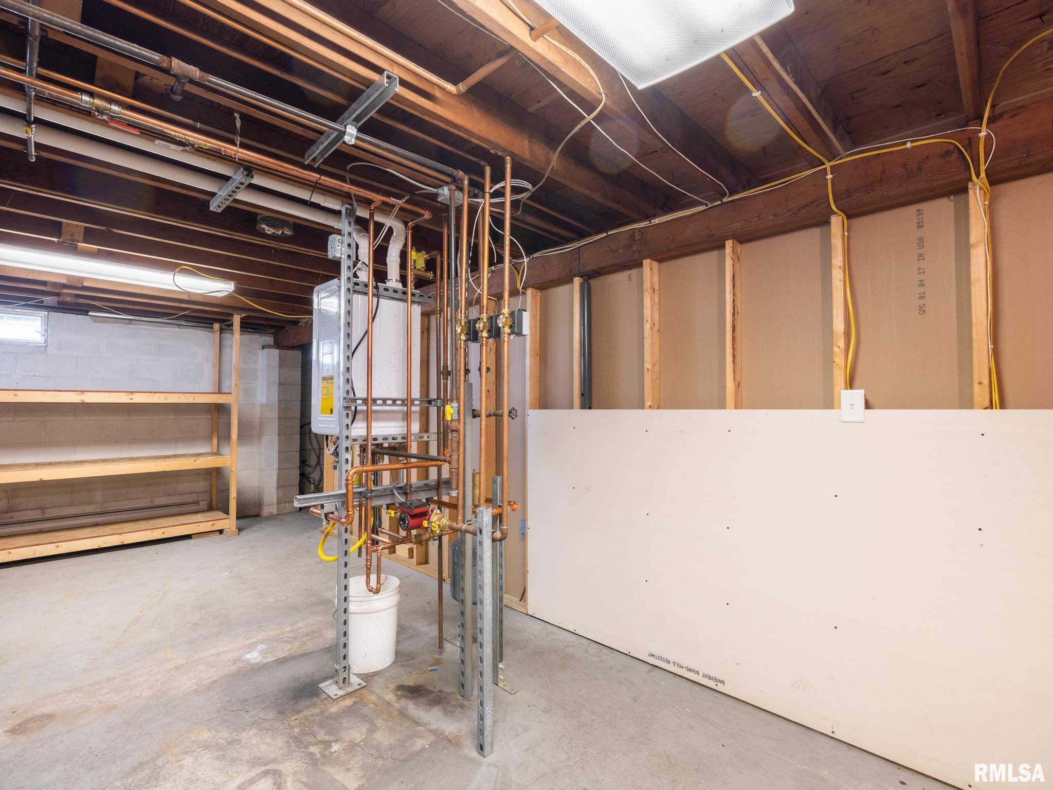 22515 East Birds Corner Road Farmington, IL 61531 - Photo 40 of 57