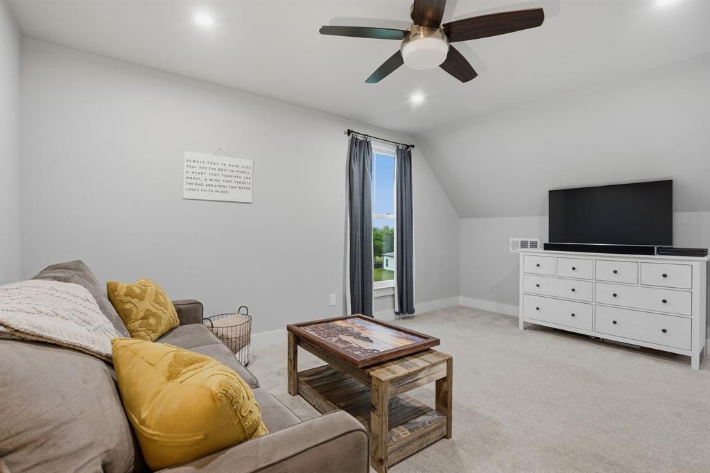 10210 Finch Road Sanger, TX 76266 - Photo 28 of 39