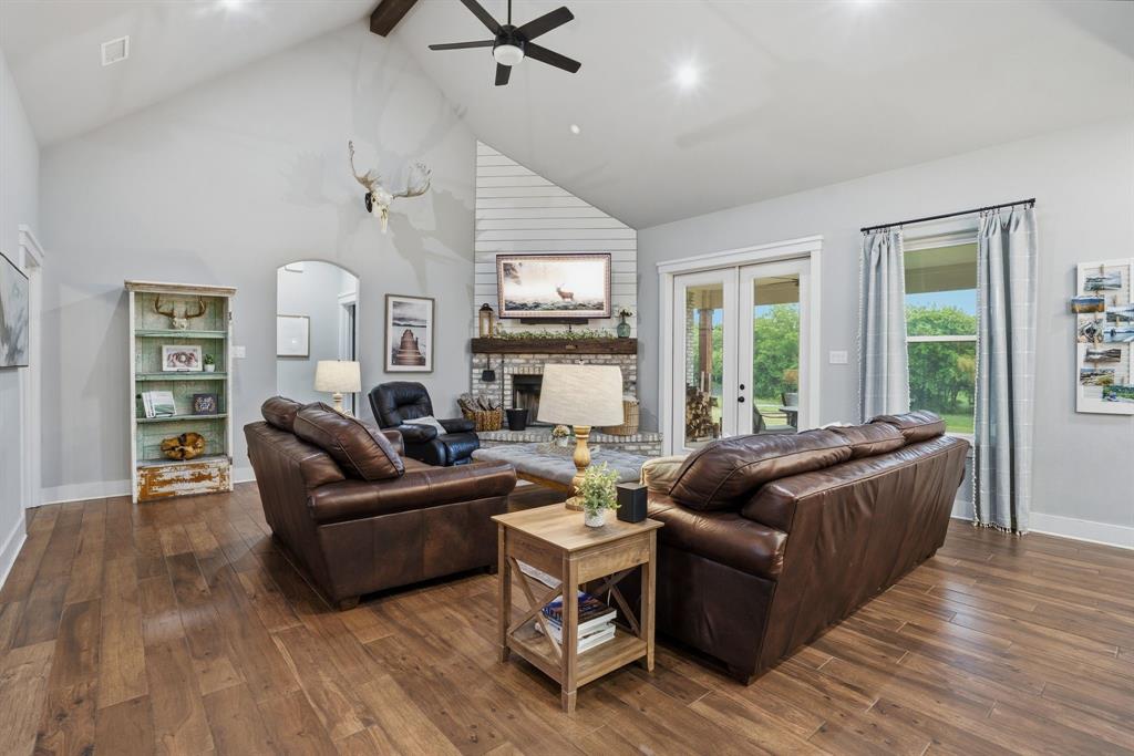 10210 Finch Road Sanger, TX 76266 - Photo 9 of 39