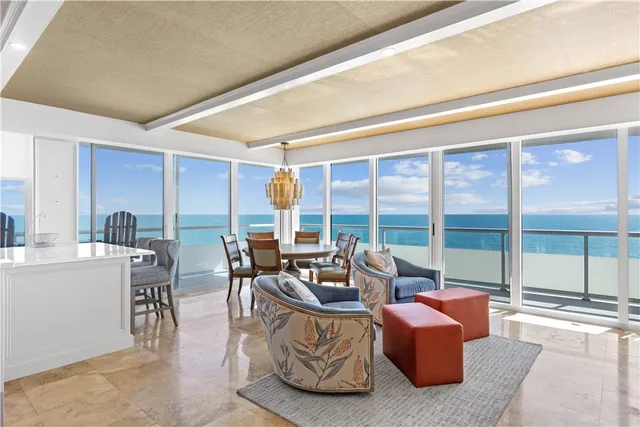 $8,500 | 3554 Ocean Drive, Unit 903N, Vero Beach, FL 32963