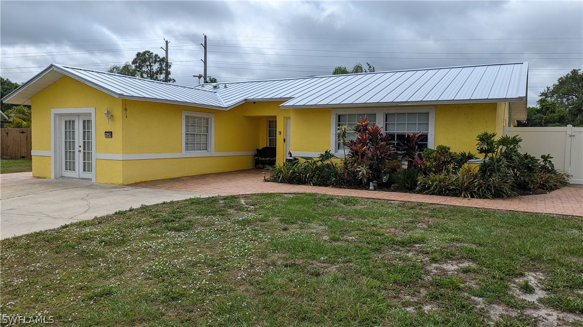 15476 Spring Line Lane Fort Myers, FL 33905 - Photo 2 of 34 Gallery Image 2