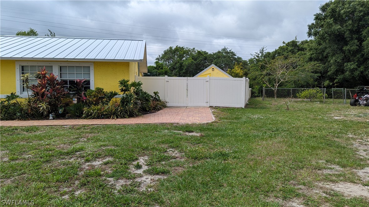 15476 Spring Line Lane Fort Myers, FL 33905 - Photo 3 of 34 Gallery Image 3