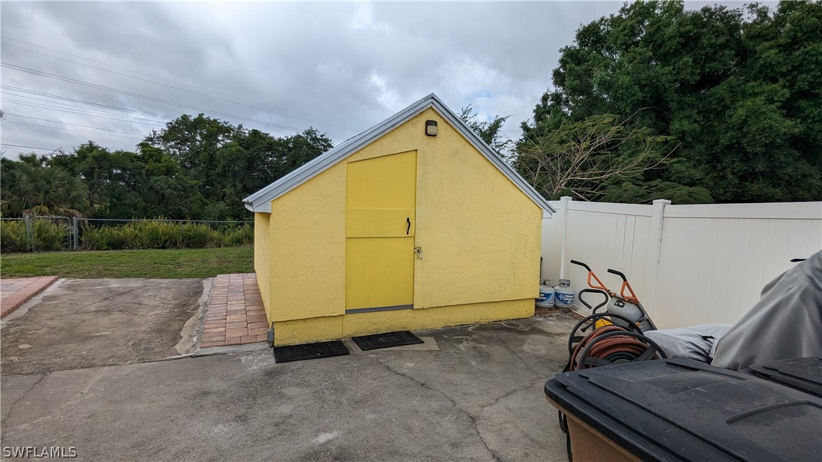 15476 Spring Line Lane Fort Myers, FL 33905 - Photo 33 of 34 Gallery Image 33