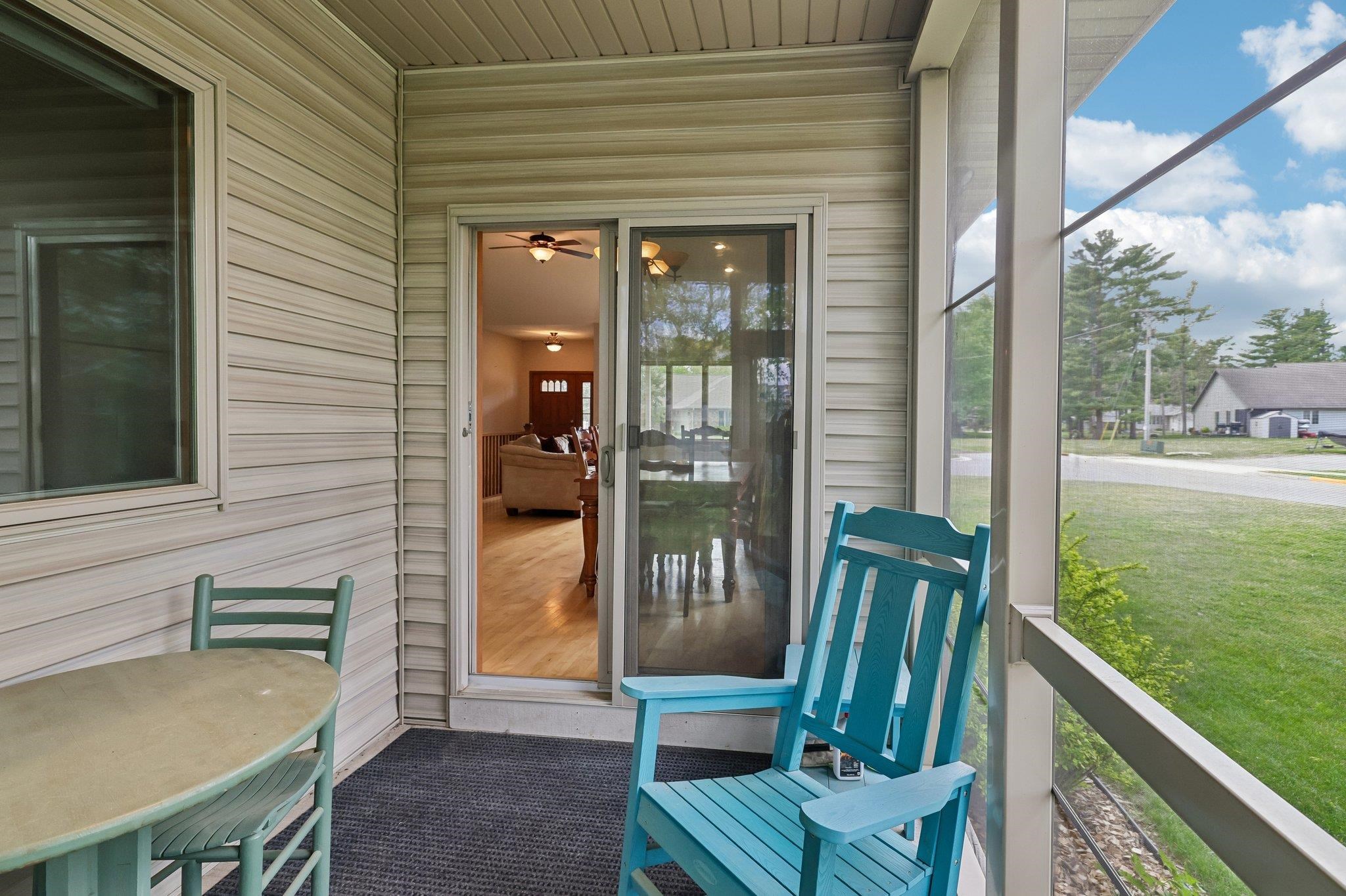 738 8th Street Prairie du Sac, WI 53578 - Photo 43 of 44