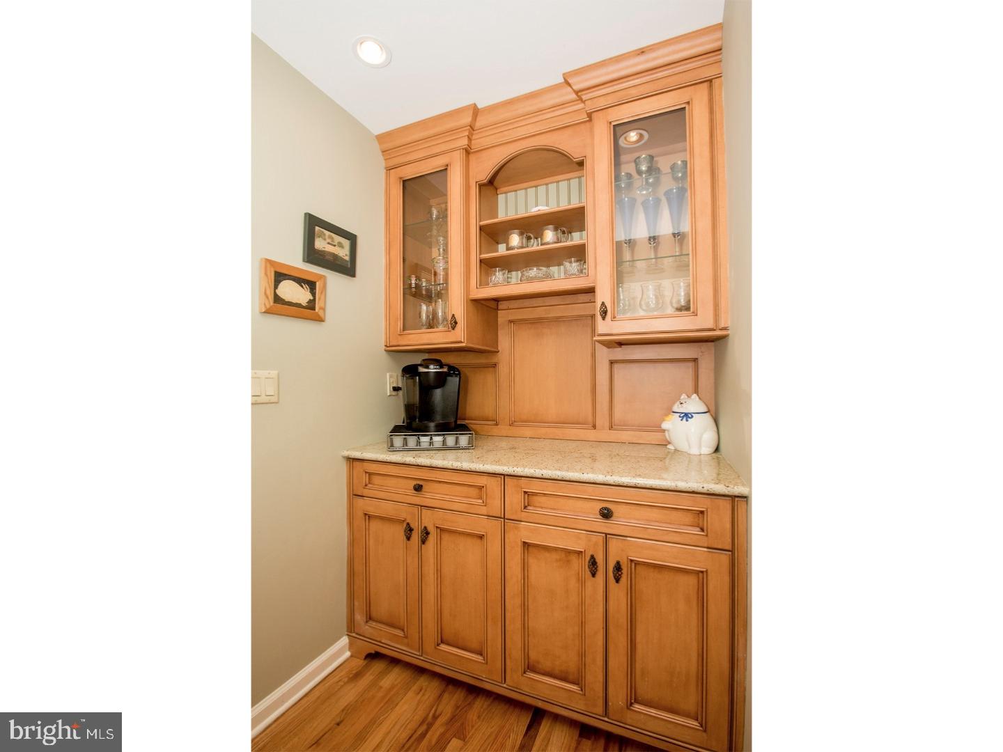 18 Priory Road Princeton Junction, NJ 08550 - Photo 6 of 24