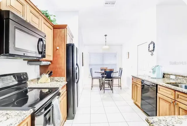 $2,500 | 2605 Chatham Circle, Kissimmee, FL 34746