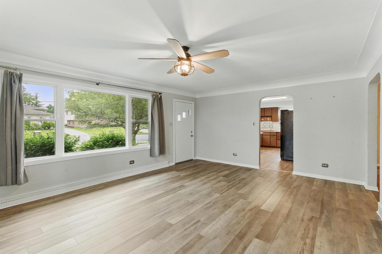 2236 Thornton Lansing Road Lansing, IL 60438 - Photo 4 of 21 Gallery Image 4