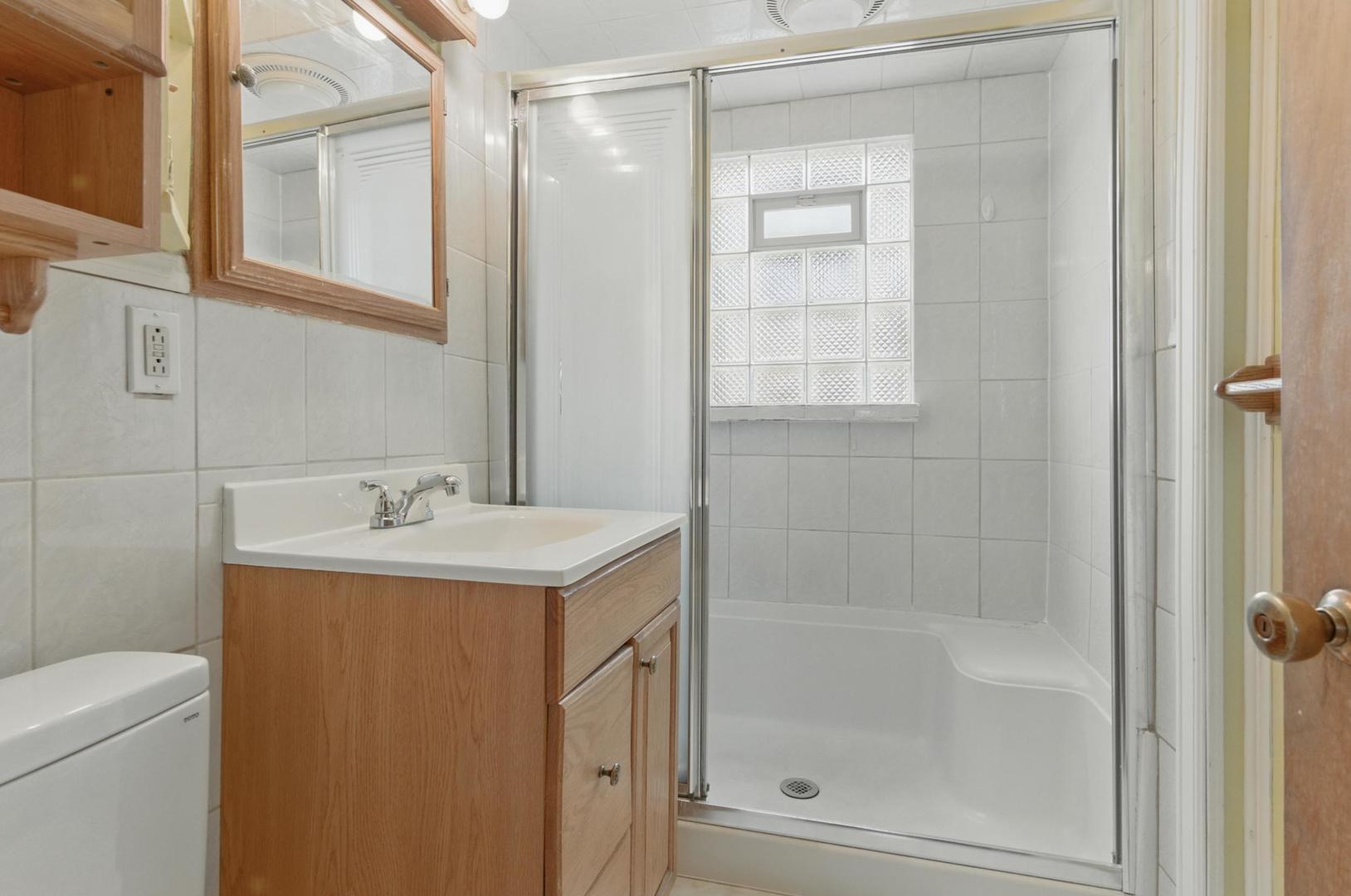 2236 Thornton Lansing Road Lansing, IL 60438 - Photo 10 of 21 Gallery Image 10