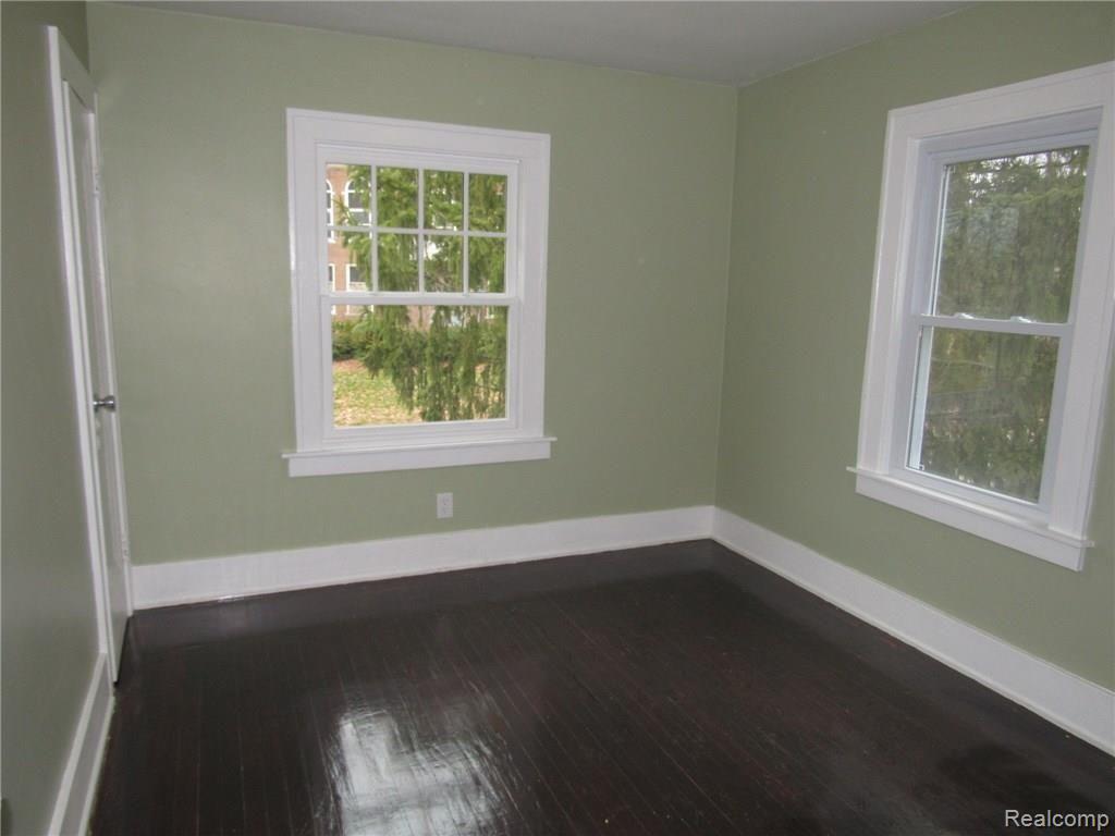 711 Menominee Road Pontiac, MI 48341 - Photo 38 of 53