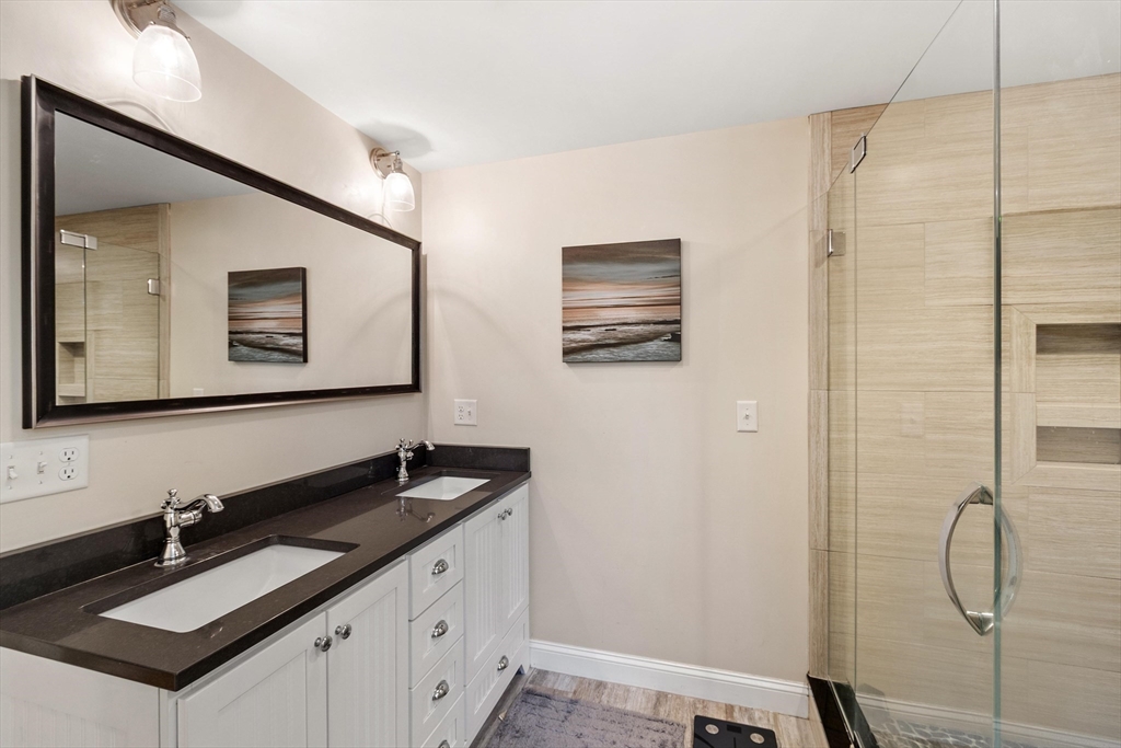 112 Stonecleave Road North Andover, MA 01845 - Photo 29 of 38 Gallery Image 29