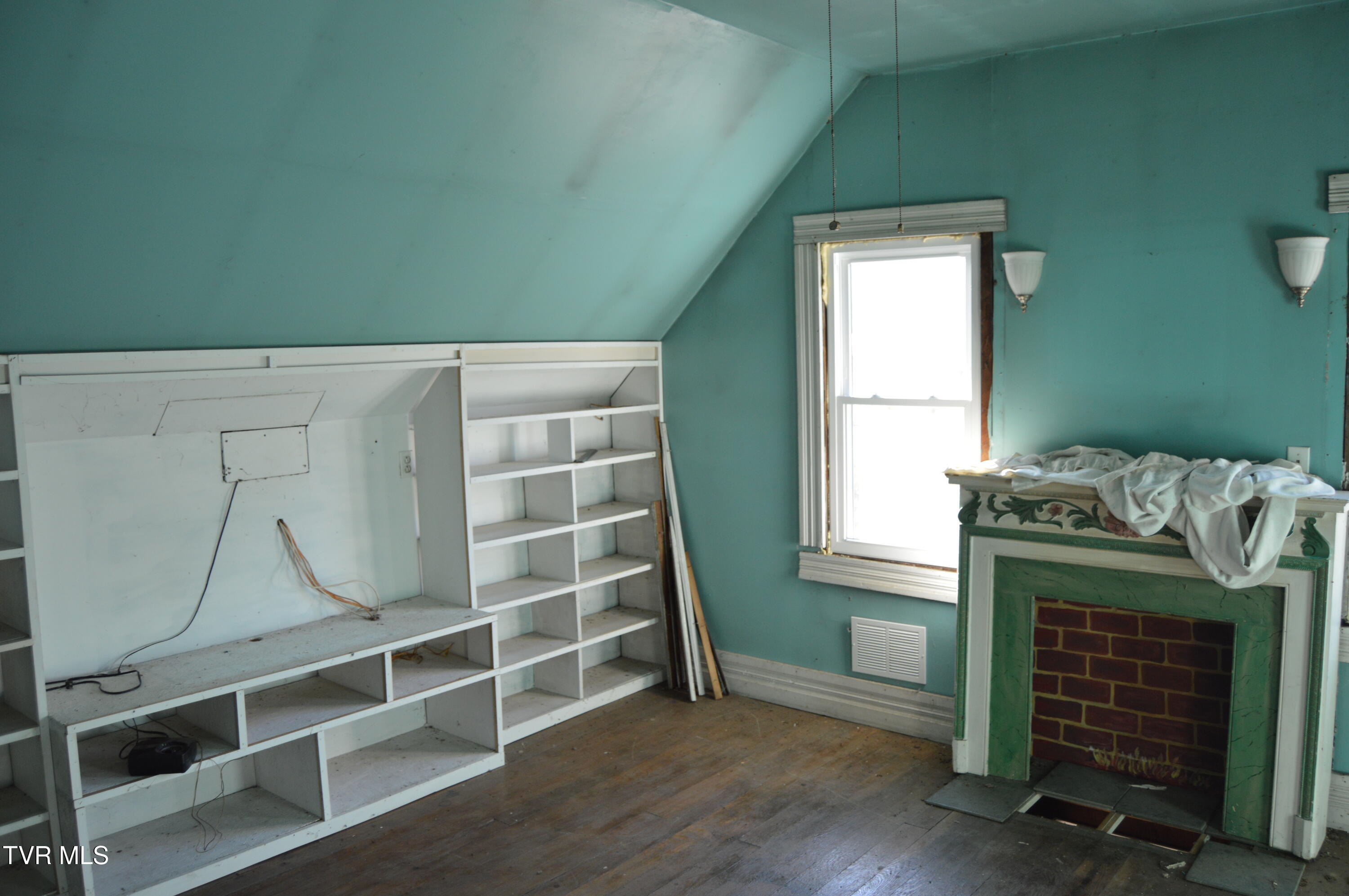 1663 Barkley Road Greeneville, TN 37745 - Photo 18 of 27 DSC_0386 - Copy