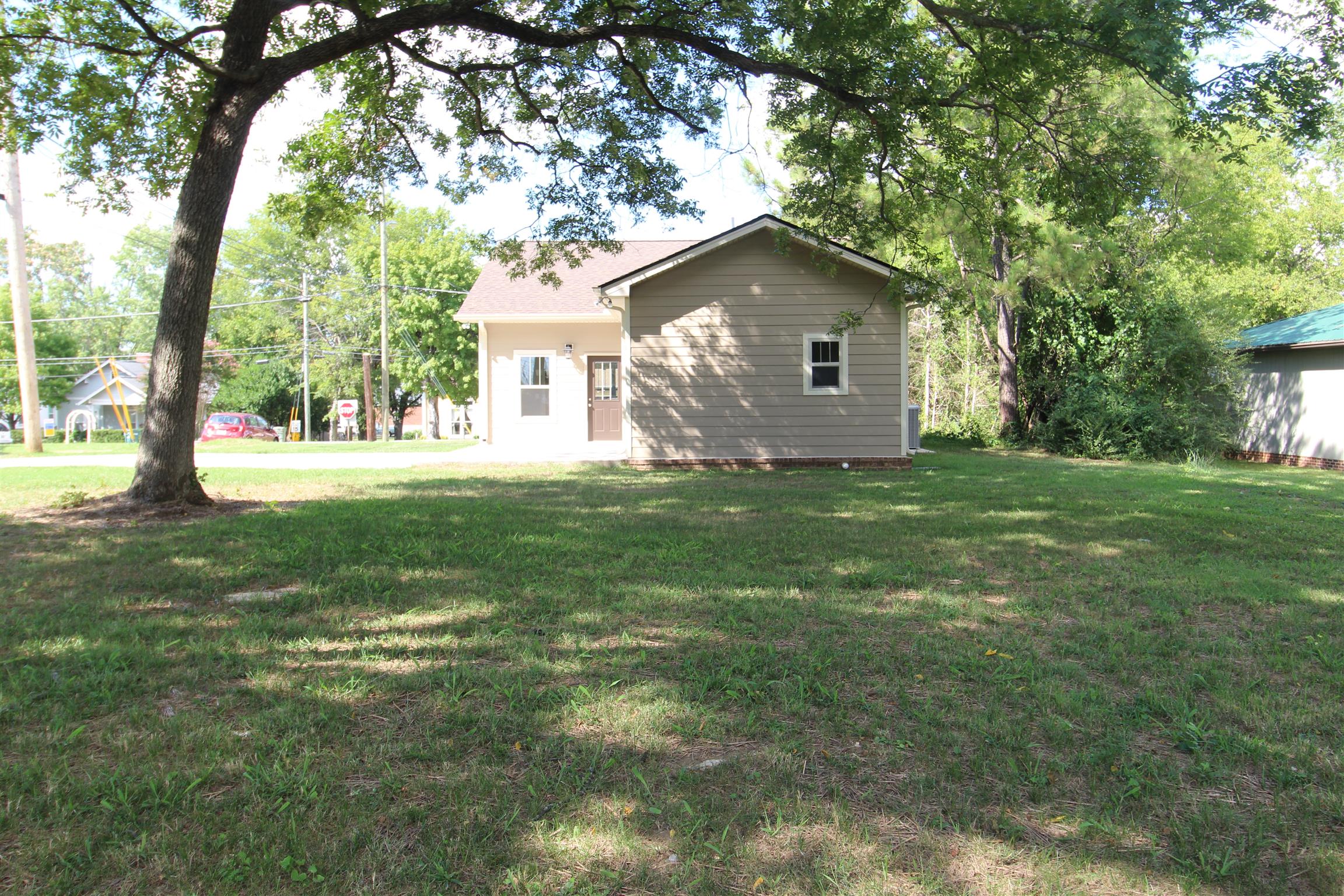 214 East Spring Street Lebanon, TN 37087 - Photo 22 of 22 Gallery Image 22