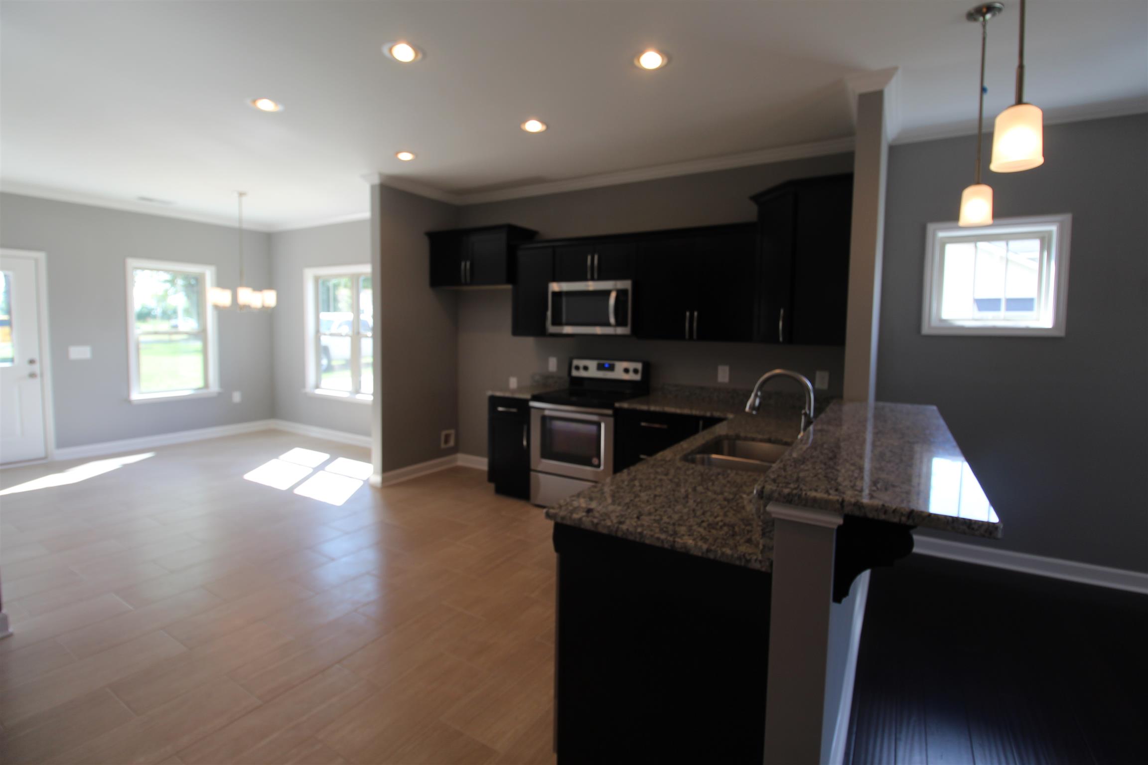214 East Spring Street Lebanon, TN 37087 - Photo 5 of 22 Gallery Image 5